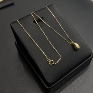 عقد ابو تيقا عيار 18 الوزن 2.15 جرام