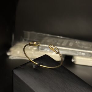 اسواره مواليد عيار 18 الوزن 2.94 جرام