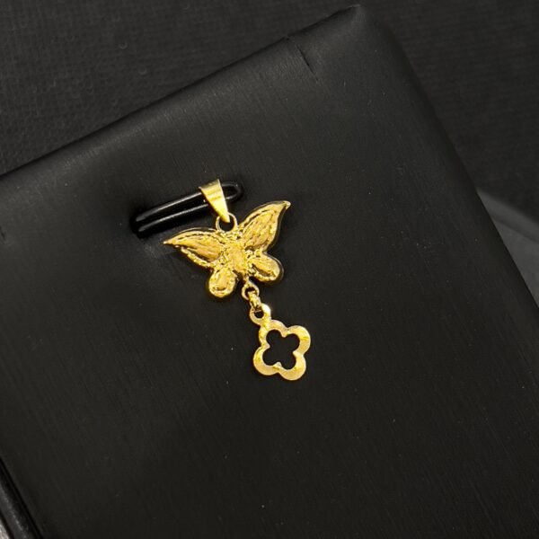 تعليقه الفراشه عيار 21 الوزن 0.4 جرام