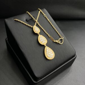 عقد باشرون عيار 18 الوزن 11.88 جرام