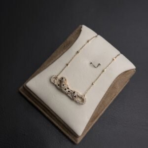 عقد تايقر عيار 18 الوزن 6.26 جرام