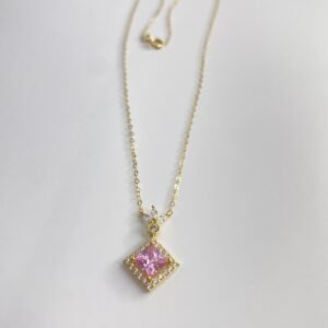 عقد ذهب18k تصميم الماس✨