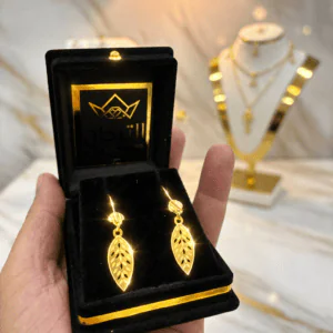 حلق اوراق الشجر عيار ٢١ وزن 0.82 جرام