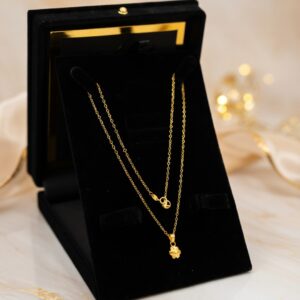 عقد مميز  عيار  21 وزن ١.٣٥ جرام
